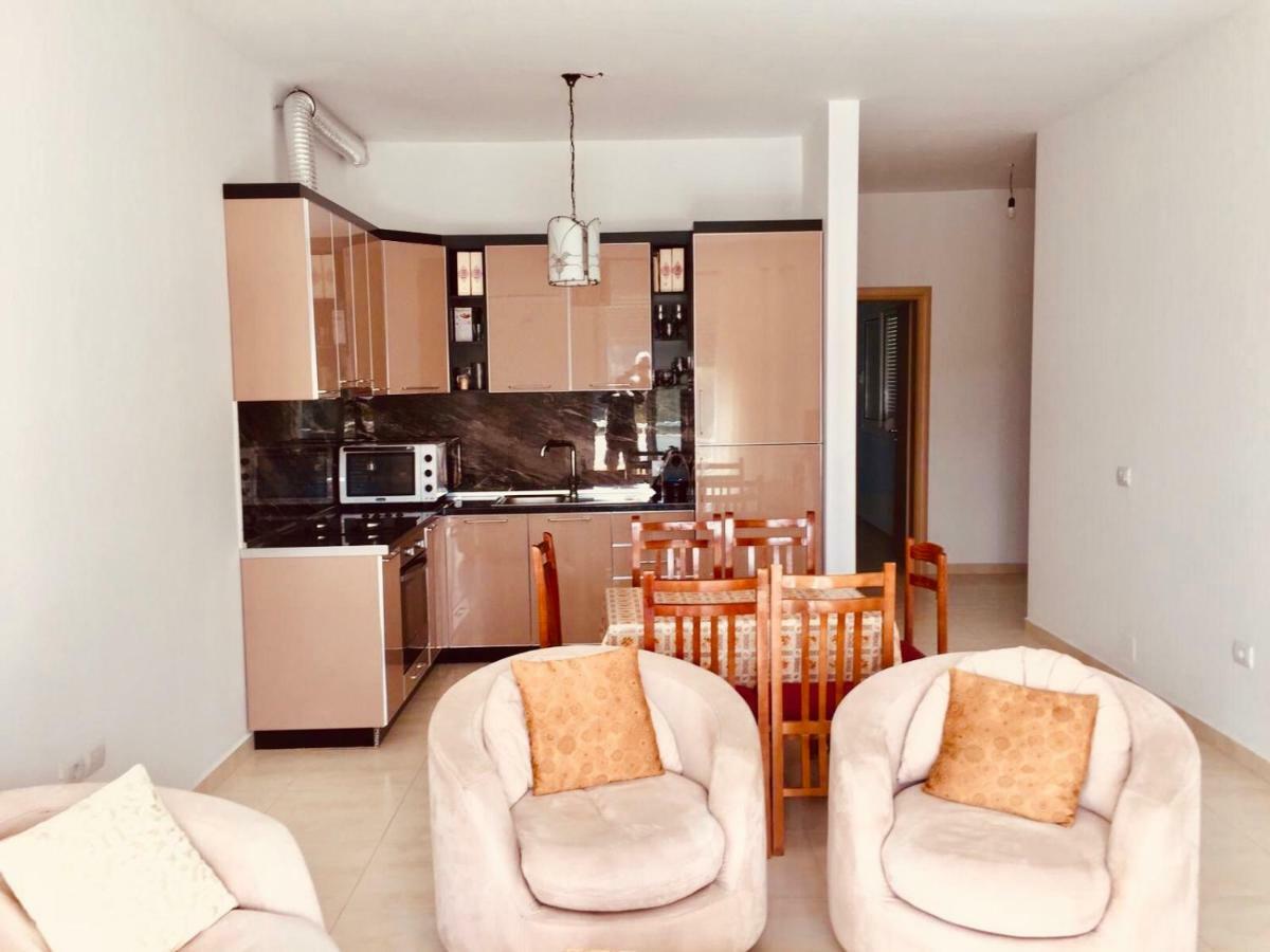 Appartamento Con Vista Mare Vlore Exterior photo