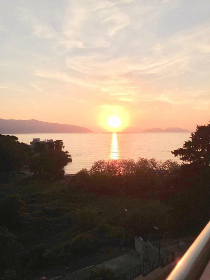 Appartamento Con Vista Mare Vlore Exterior photo